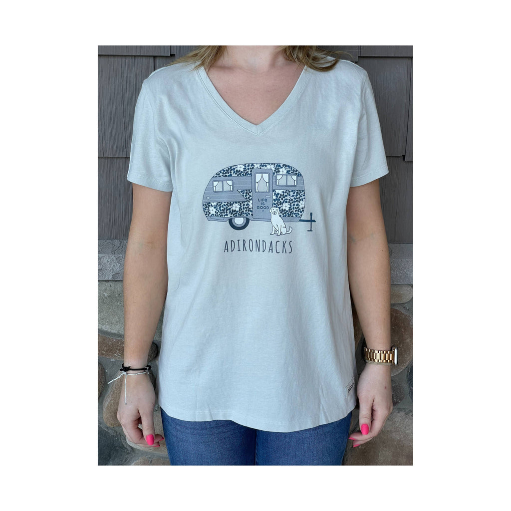 Life Is Good Women's Adirondacks Exclusive Floral Tee - Fog Gray - Lenny's Shoe & Apparel