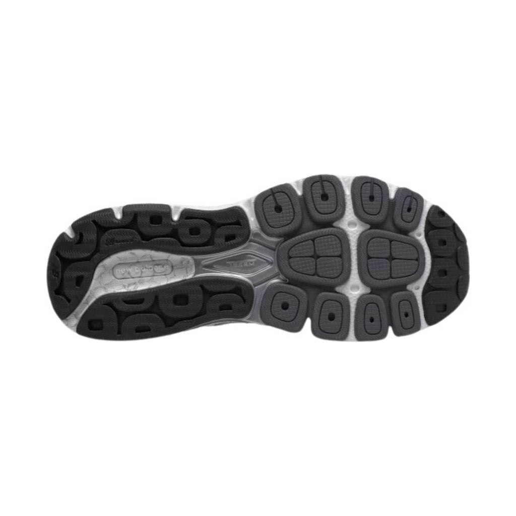New Balance Women's 940v4 Running Shoe - Black - Lenny's Shoe & Apparel