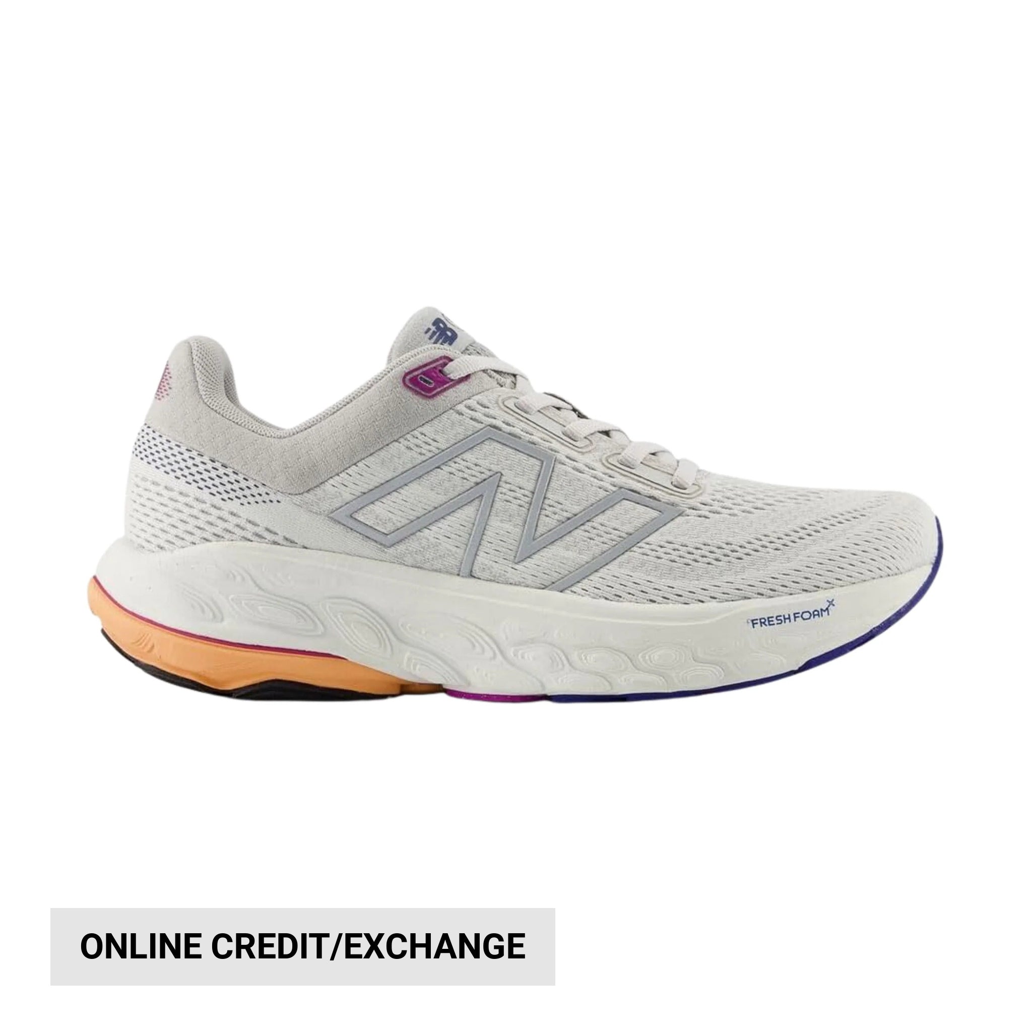 ★★New Balance★★ NBNEF21403 UNI Essential Small Logo Shor New Balance Women's NB Essentials Stacked Logo Short Sleeve