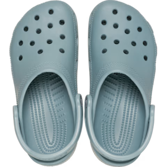 Crocs pond clogs