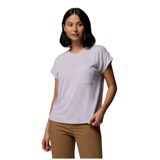woman wearing Columbia Women's Daniela Falls Short Sleeve Shirt - Lavender Pearl on white background