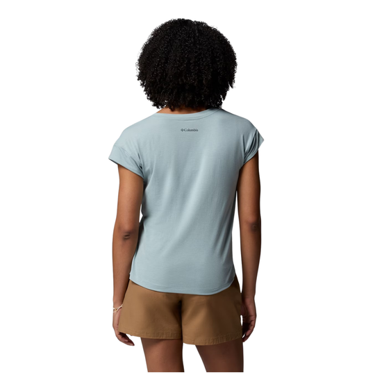 back of Woman wearing Columbia Women's Daniela Falls V Neck Short Sleeve T Shirt - Crushed Blue on white background