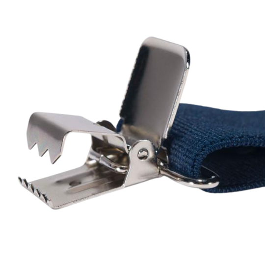 Carhartt Rugged Flex Elastic Suspenders - Navy on a plain white background. Zoomed in open metal clip.