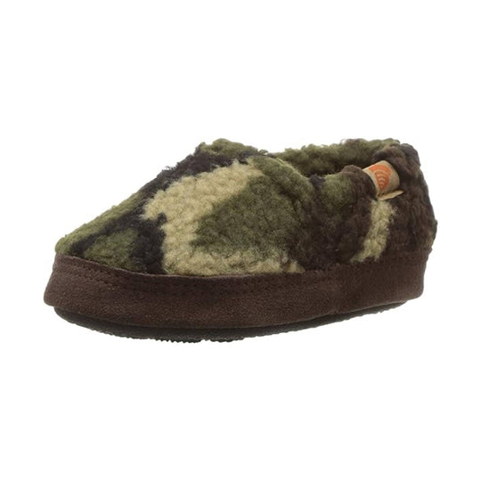 Green and brown camo fleece slipper with brown sole