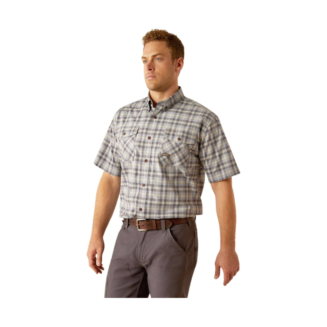 Plaid short-sleeve button-up work shirt with chest pockets