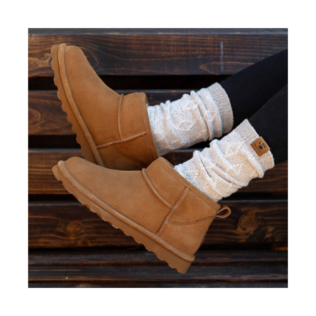 Bearpaw Women's Shorty Boot - Hickory - Lenny's Shoe & Apparel