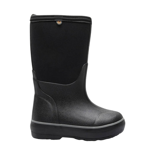 Black pull-on winter boot with a thick rubber sole and a small waterproof logo near the top