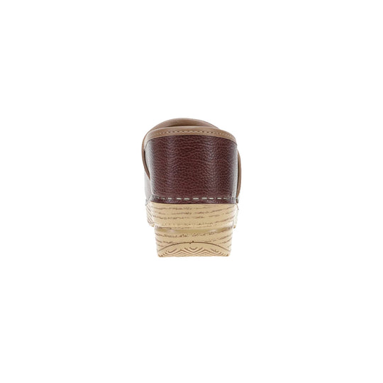 Brown leather clog seen from the back with a tan woodgrain platform sole