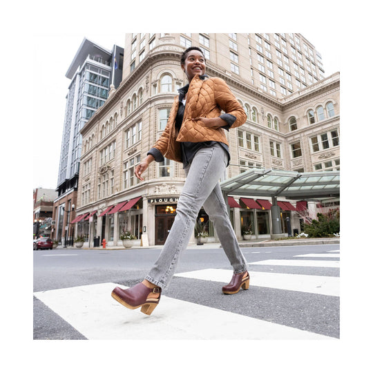 Dansko Women's Sassy - Cordovan Milled Heel - Lenny's Shoe & Apparel