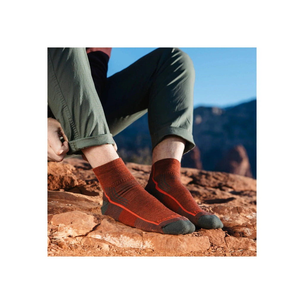 Darn Tough Men's Hiker Quarter Midweight Hiking Sock - Chestnut - Lenny's Shoe & Apparel