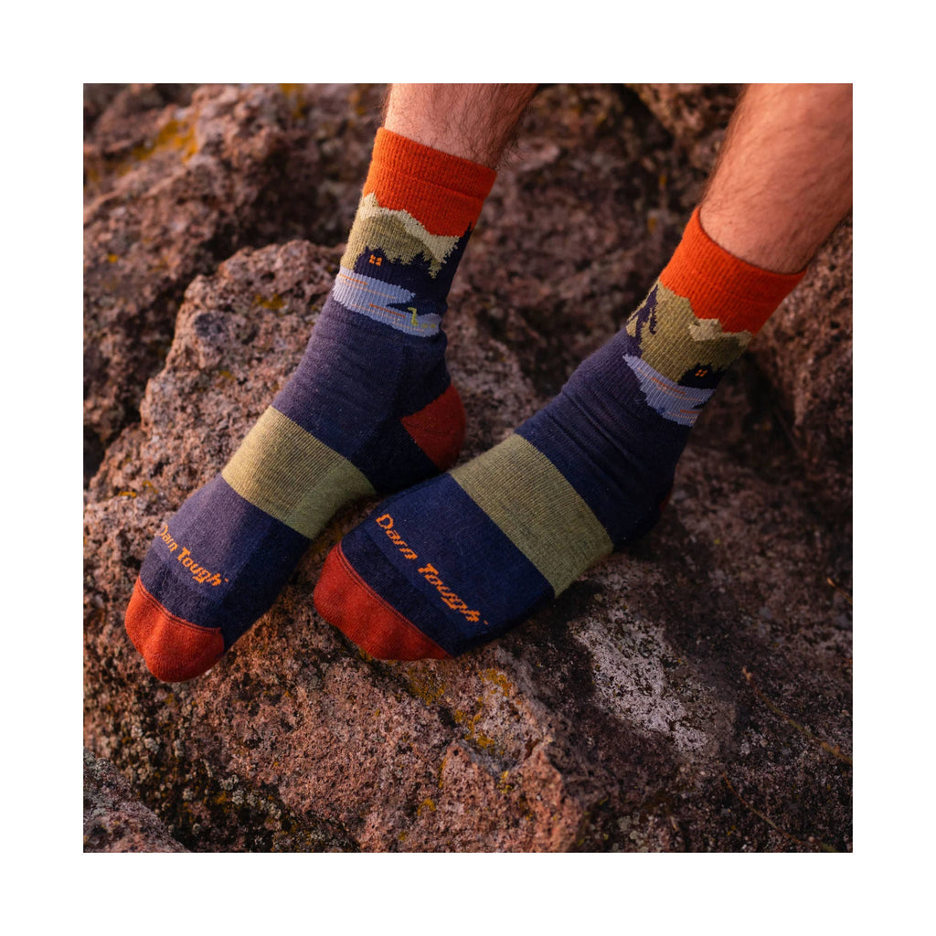 Darn Tough Vermont Men's Close Encounters Micro Crew Midweight Hiking Sock - Eclipse - Lenny's Shoe & Apparel