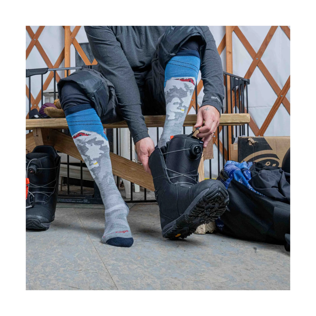 Darn Tough Vermont Men's Heady Yeti Over The Calf Midweight Ski and Snowboard Socks - Gray - Lenny's Shoe & Apparel