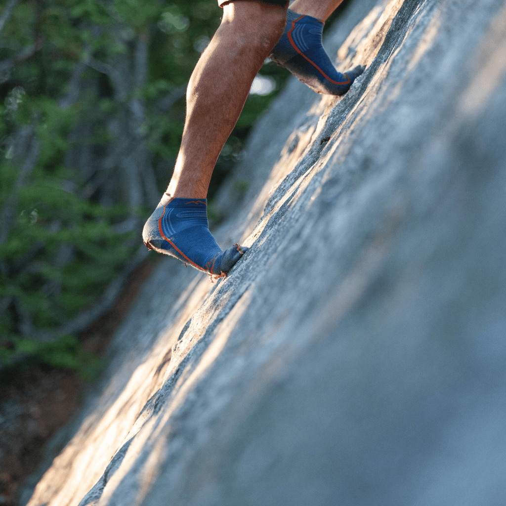 Darn Tough Vermont Men's Lightweight Hiker No Show Socks - Denim - Lenny's Shoe & Apparel