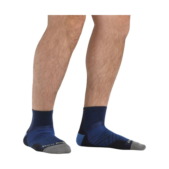 Darn Tough Vermont Men's Run Quarter No Cushion Ultra Lightweight Running Sock - Eclipse - Lenny's Shoe & Apparel