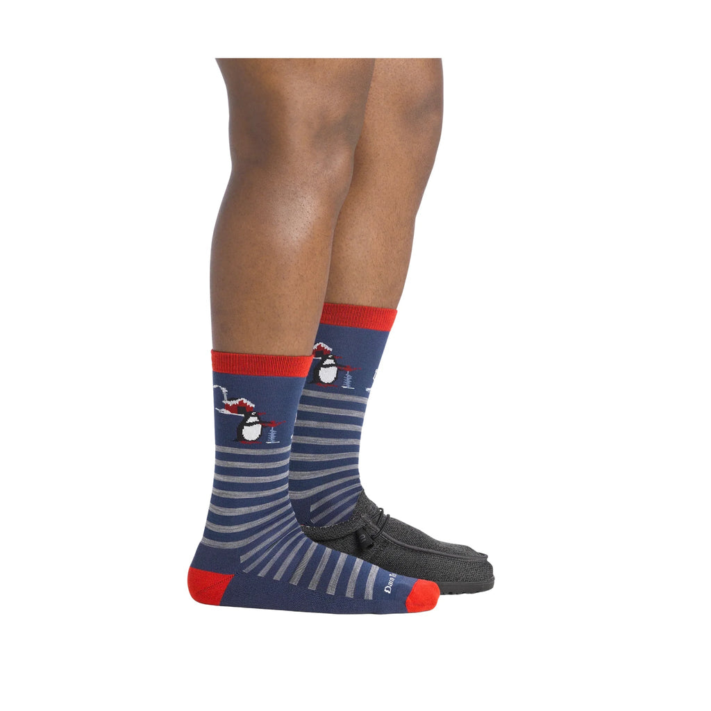 Darn Tough Vermont Men's Wild Life Crew Lightweight Lifestyle Sock - Polar Bear Lake - Lenny's Shoe & Apparel