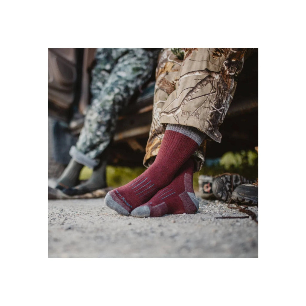Darn Tough Vermont Women's Boot Heavyweight Hunting Sock - Burgundy - Lenny's Shoe & Apparel
