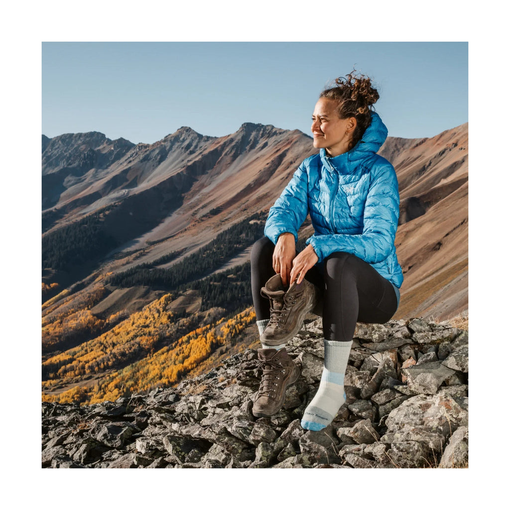 Darn Tough Vermont Women's Mountaineering Micro Crew Heavyweight Hiking Socks - Reed - Lenny's Shoe & Apparel
