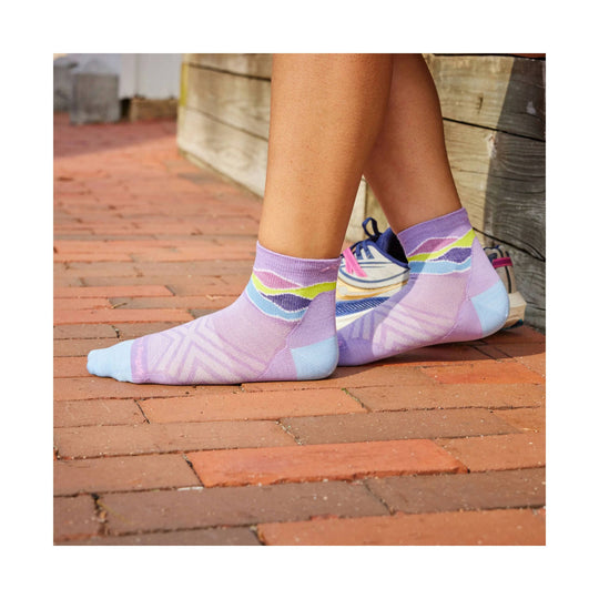 Darn Tough Vermont Women's Run Quarter No Cushion Ultra Lightweight Running Sock - Lavender - Lenny's Shoe & Apparel