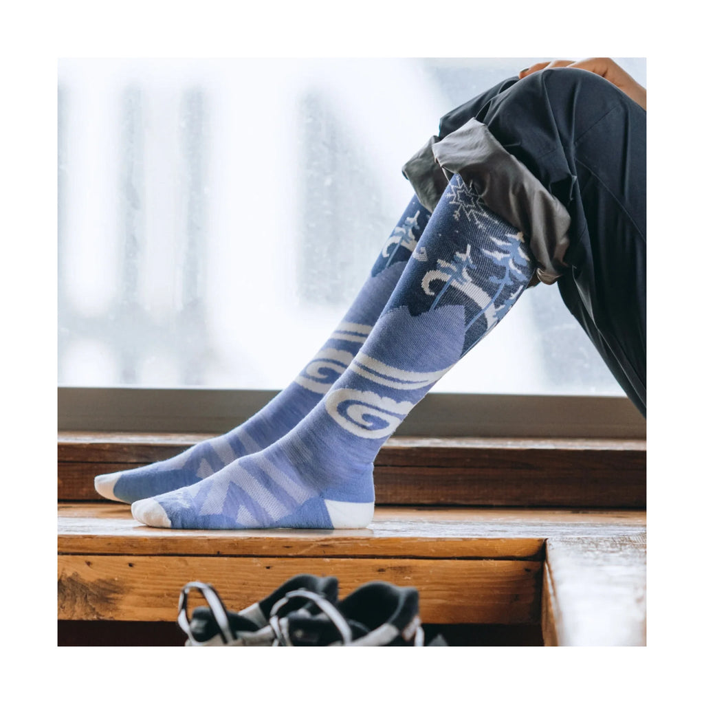 Darn Tough Vermont Women's Swirlwind Over The Calf Lightweight Ski and Snowboard Socks - Midnight - Lenny's Shoe & Apparel