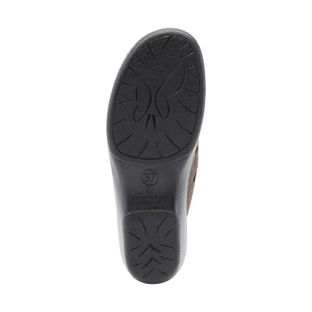 Flexus Women's Decca Slide Sandals - Tan - Lenny's Shoe & Apparel