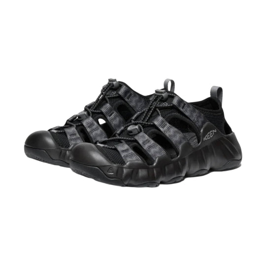 Black closed-toe hiking sandals with bungee laces, mesh upper, and KEEN logo on the heel
