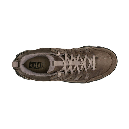 Brown low-cut hiking shoe with beige laces and a visible FIT INSOLE label