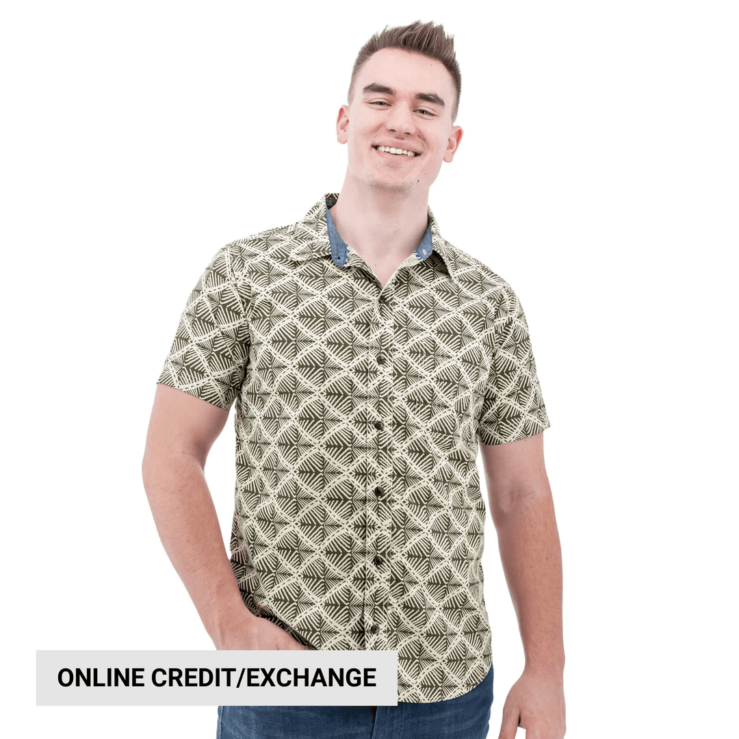 Short-sleeve patterned button-up shirt on a male model with an "ONLINE CREDIT/EXCHANGE" banner