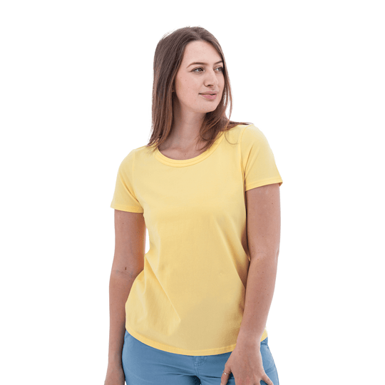 Woman wearing a pale yellow short-sleeve crewneck tee