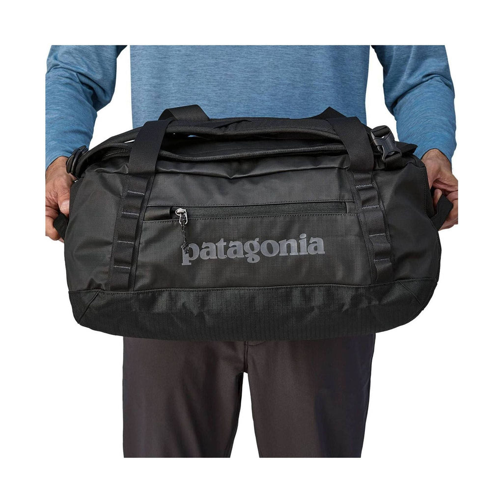 Patagonia 40L Black Hole Duffel - Black - Lenny's Shoe & Apparel