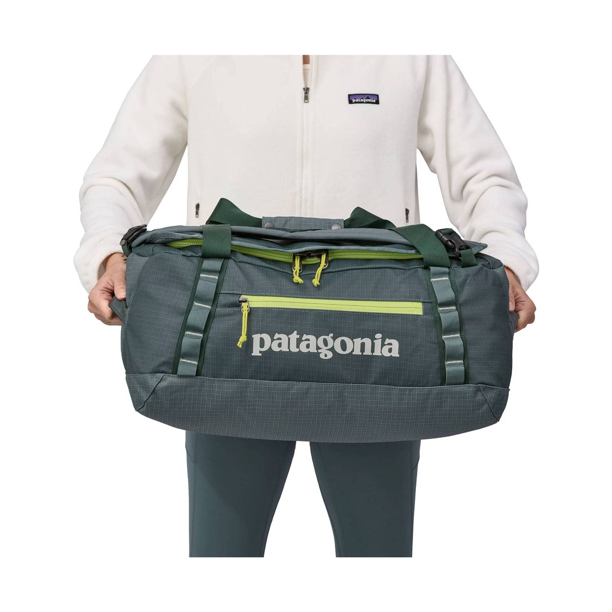 Patagonia 40L Black Hole Duffel - Pine Needle Green – Lenny's Shoe