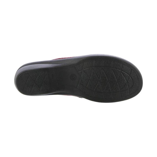 Black rubber shoe sole with diamond tread pattern