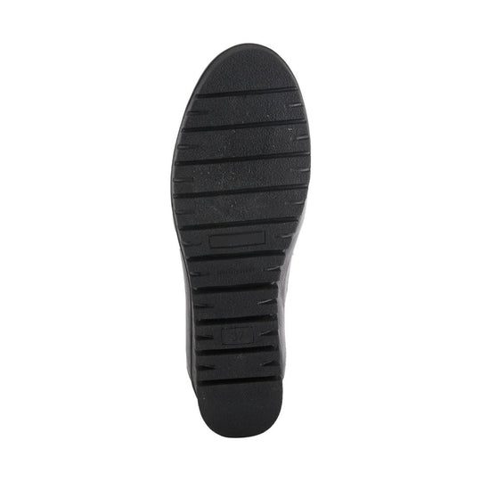 Black shoe outsole with rounded toe, tread grooves, and size marking 37