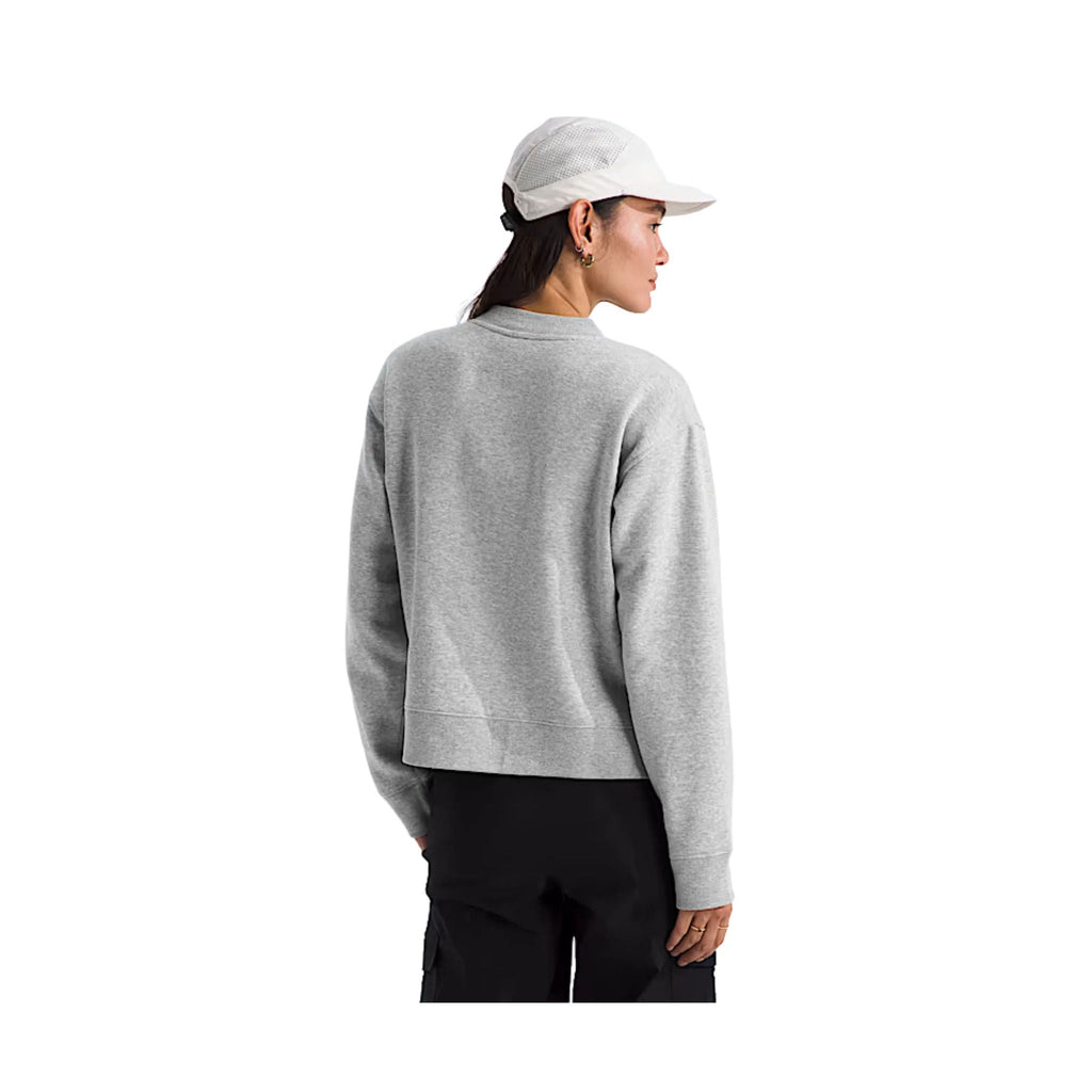 The North Face Women's Evolution Fleece Crew - TNF Light Grey Heather - Lenny's Shoe & Apparel
