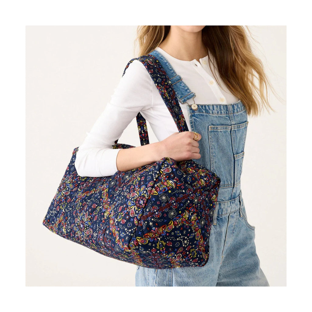 Vera Bradley Original Duffel - Starry Paisley In Premium Cotton - Lenny's Shoe & Apparel