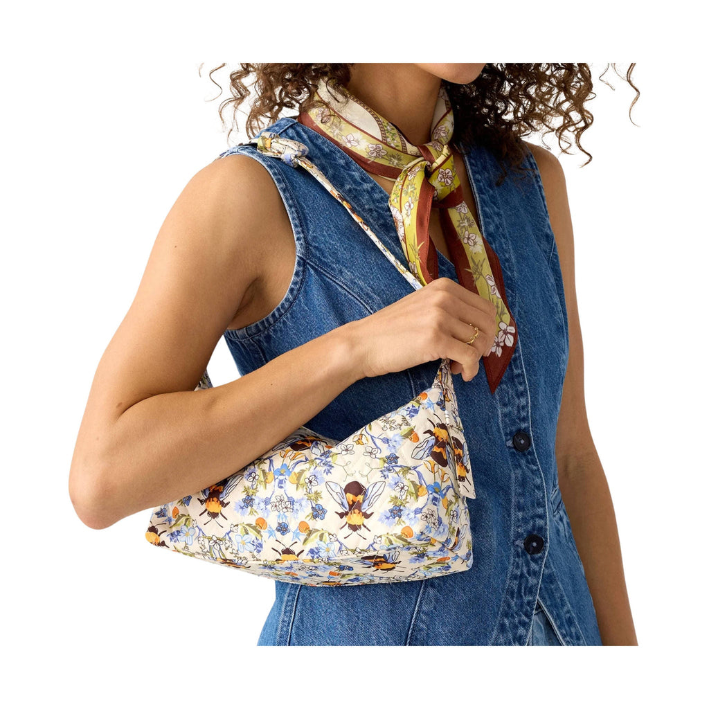 Vera Bradley Roxbury Crescent Shoulder Bag - Bee Garden In Premium Cotton - Lenny's Shoe & Apparel