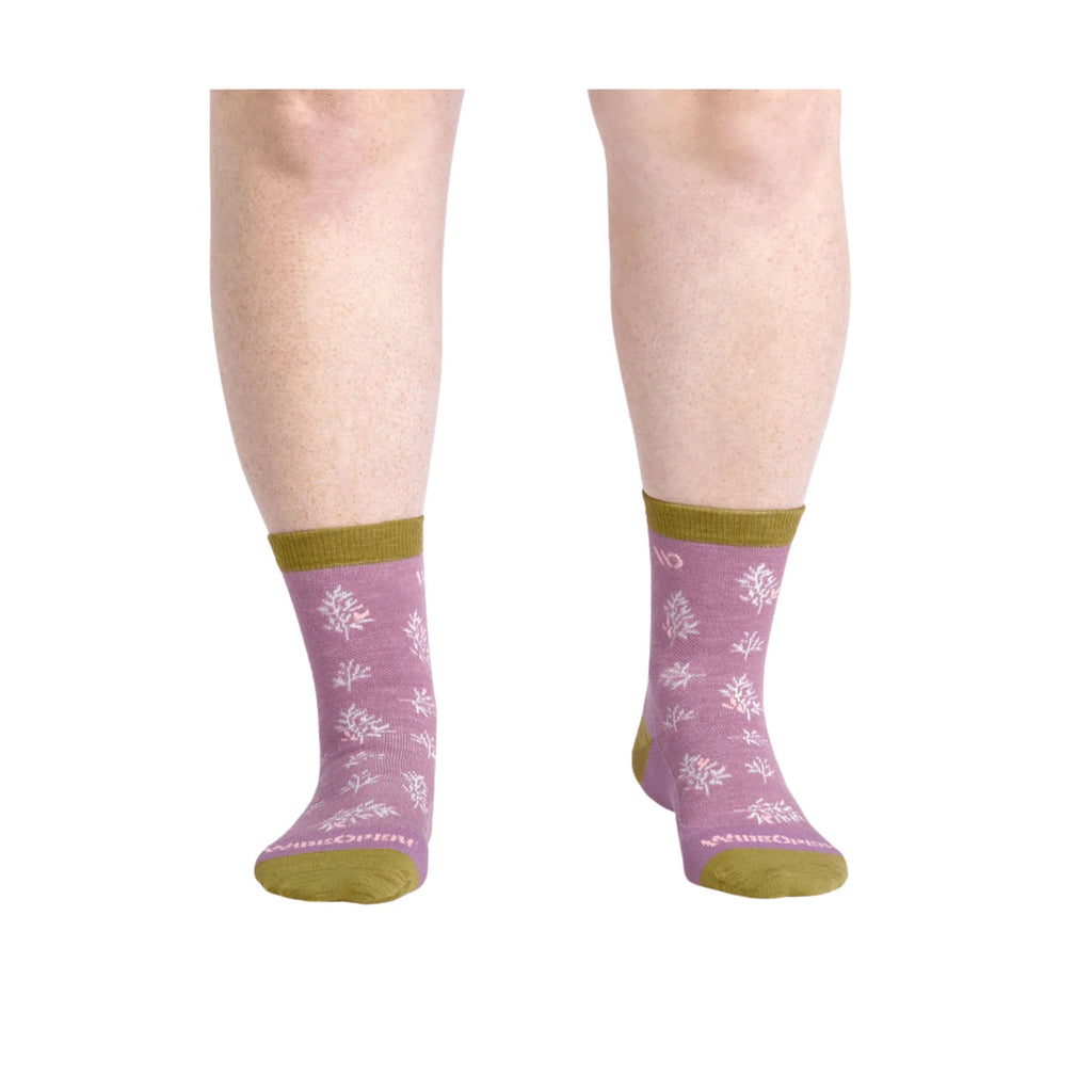 Wide Open Women's Foliage Lightweight Micro Crew Socks - Violet - Lenny's Shoe & Apparel