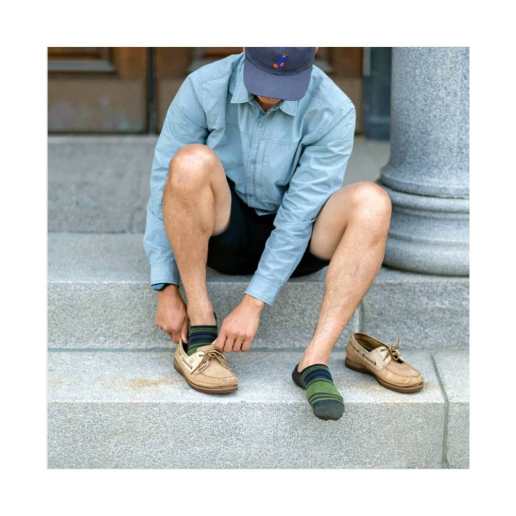 Darn Tough Vermont Men's Topless Stripe No Show Lightweight Lifestyle Sock - Fatigue - Lenny's Shoe & Apparel