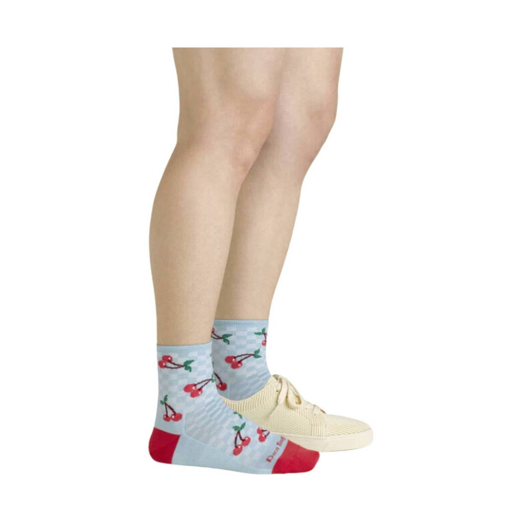 Darn Tough Vermont Women's Fruit Stand Shorty Lightweight Lifestyle Sock - Glacier - Lenny's Shoe & Apparel