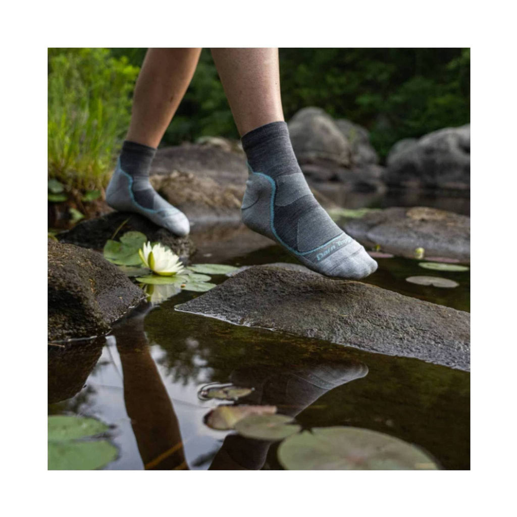 Darn Tough Vermont Women's Light Hiker Quarter Lightweight Hiking Sock - Slate - Lenny's Shoe & Apparel