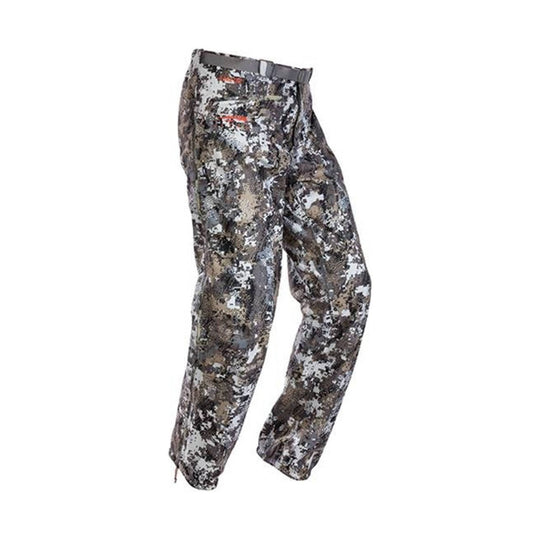 Camouflage outdoor pants with belt loops and zippered leg pockets