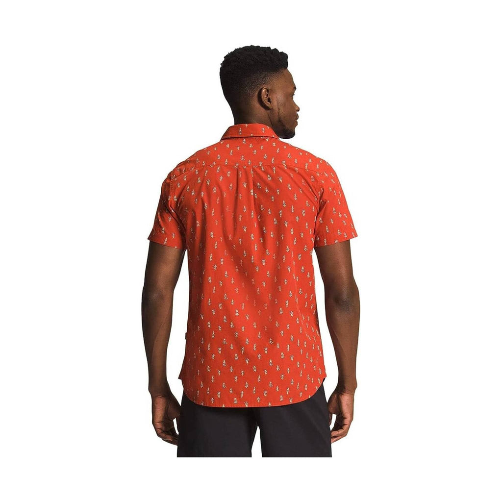 The North Face Men's Short Sleeve Baytrail Pattern Shirt - Rusted Bronze TNF Ditsy Print - Lenny's Shoe & Apparel