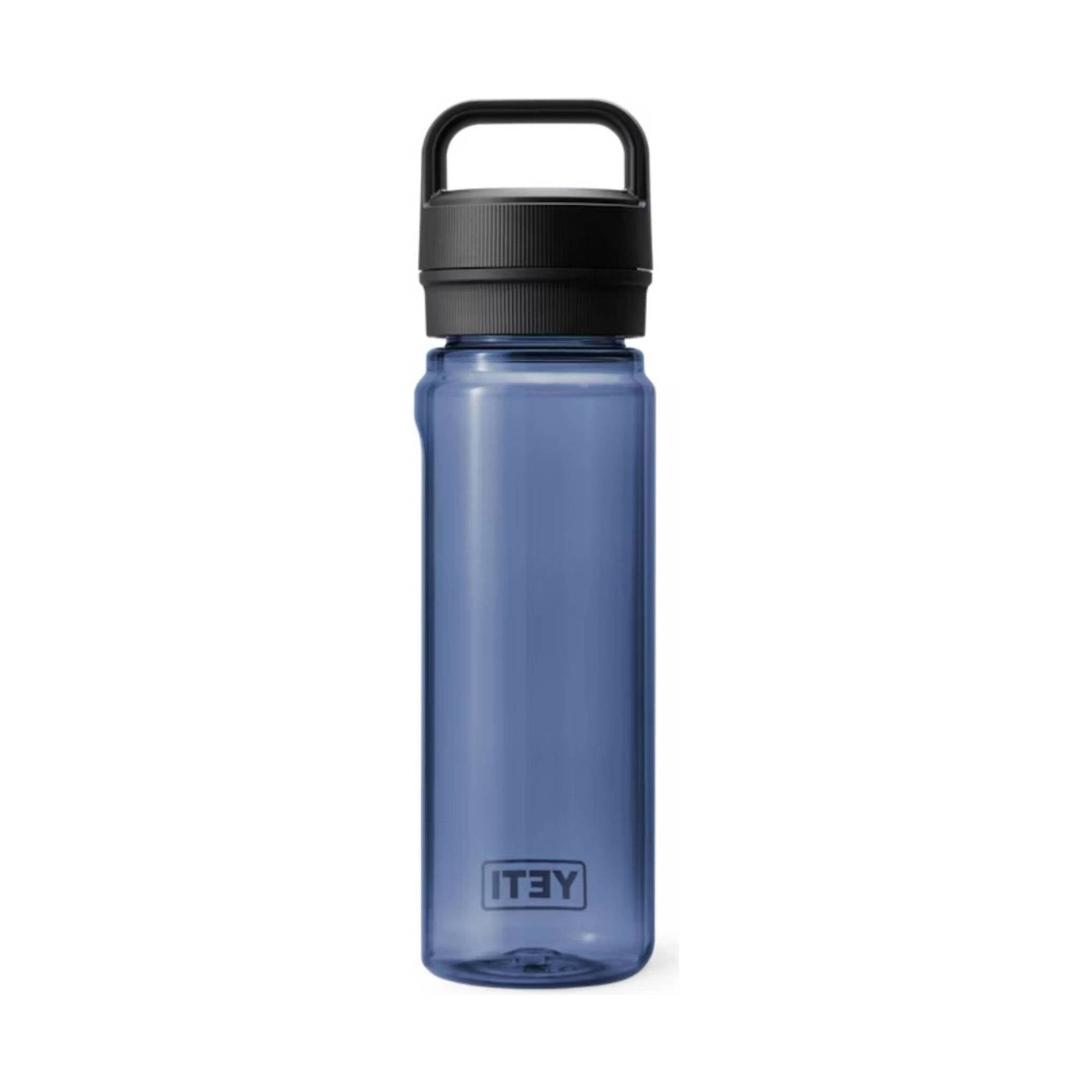 https://lennyshoe.com/cdn/shop/products/yeti-yonder-25-oz-water-bottle-navy-777314.jpg?v=1693777628